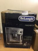 De'Longhi Magnifica ESAM 4200.S Bean To Cup RRP £329.99