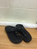 FitFlop Boogaloo Toe Post Sandals, Black, 5 RRP £40