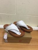 Fitflop Women Lulu Leather Toepost Thong Sandals Urban White Size 6 RRP £59.99