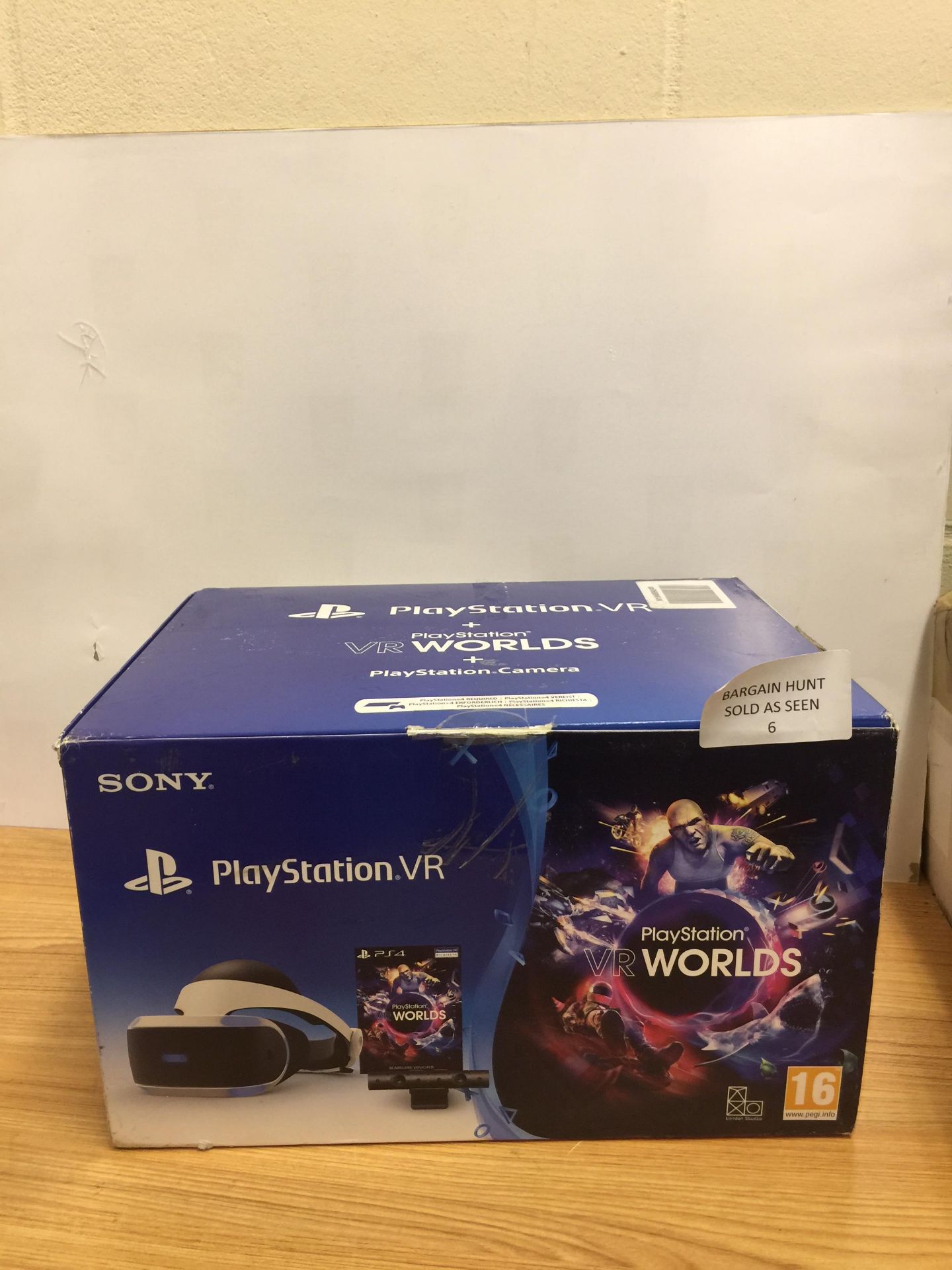 Sony PlayStation VR + Camera + VR Worlds RRP £309.99