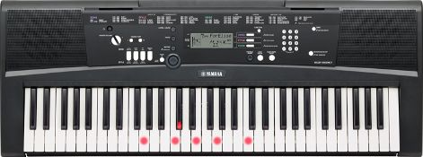 Yamaha EZ-220 Portable Keyboard Full-Size Lighted/Touch-Sensitive Keys/iPad Connectivity RRP £170