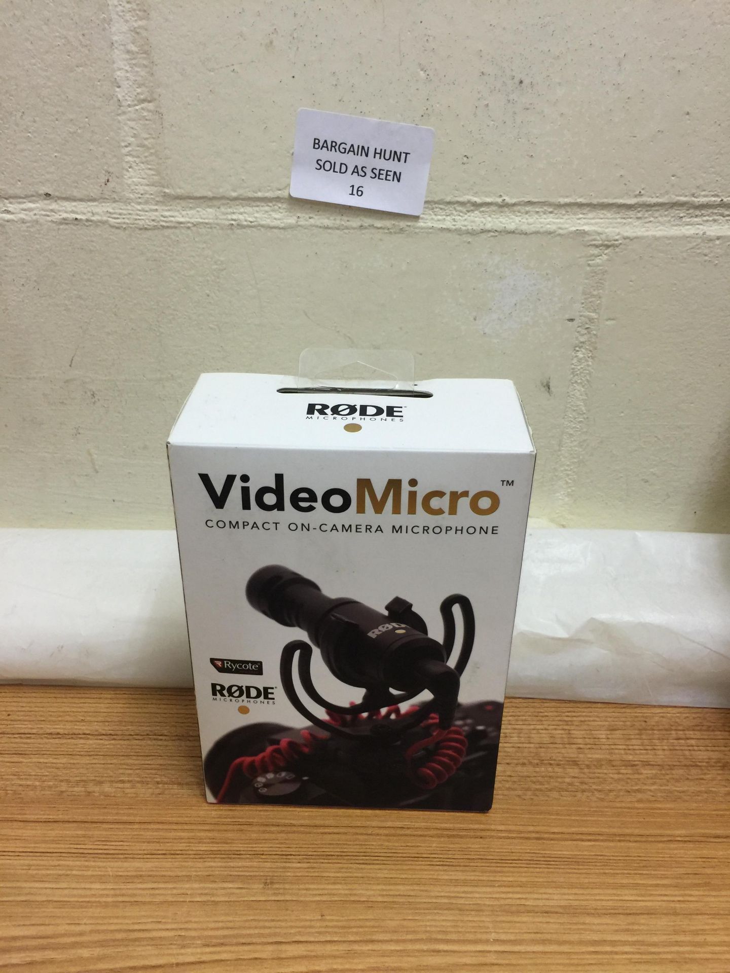 Rode VideoMicro Compact On Camera Microphone
