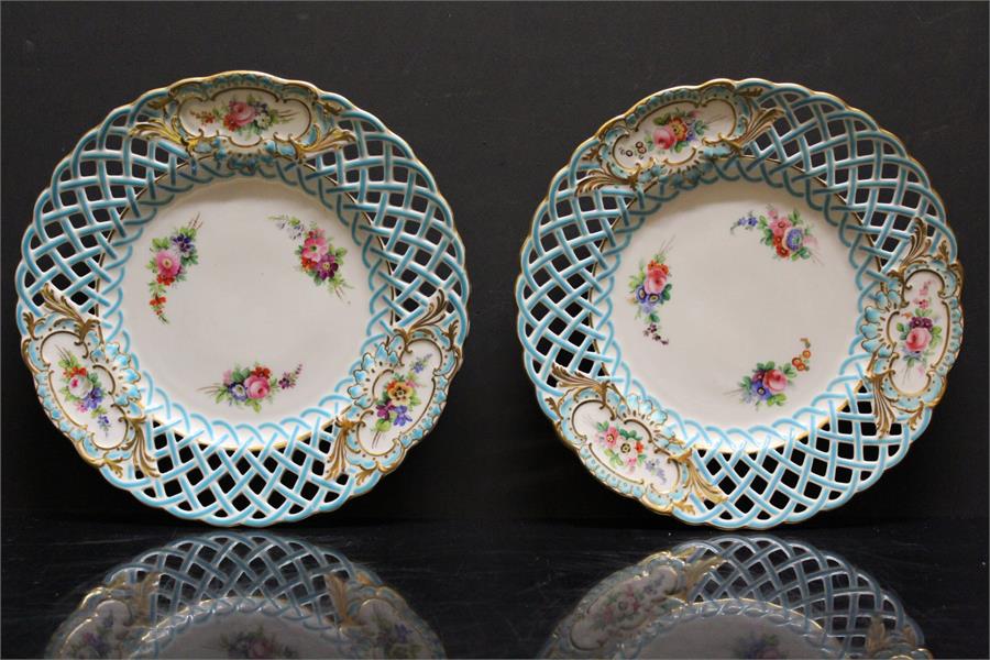 Two Minton pierced trellis cabinet plates, second half 19th century - cabinet or dessert plates with