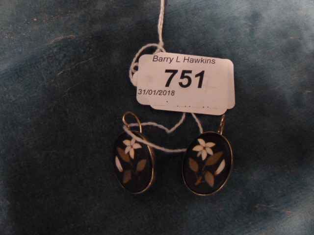 ANTIQUE PETRA DURA EARRINGS WITH GOLD COLOURED METAL