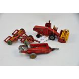 1 X DINKY MASSEY HARRIS SPREADER IN RED,