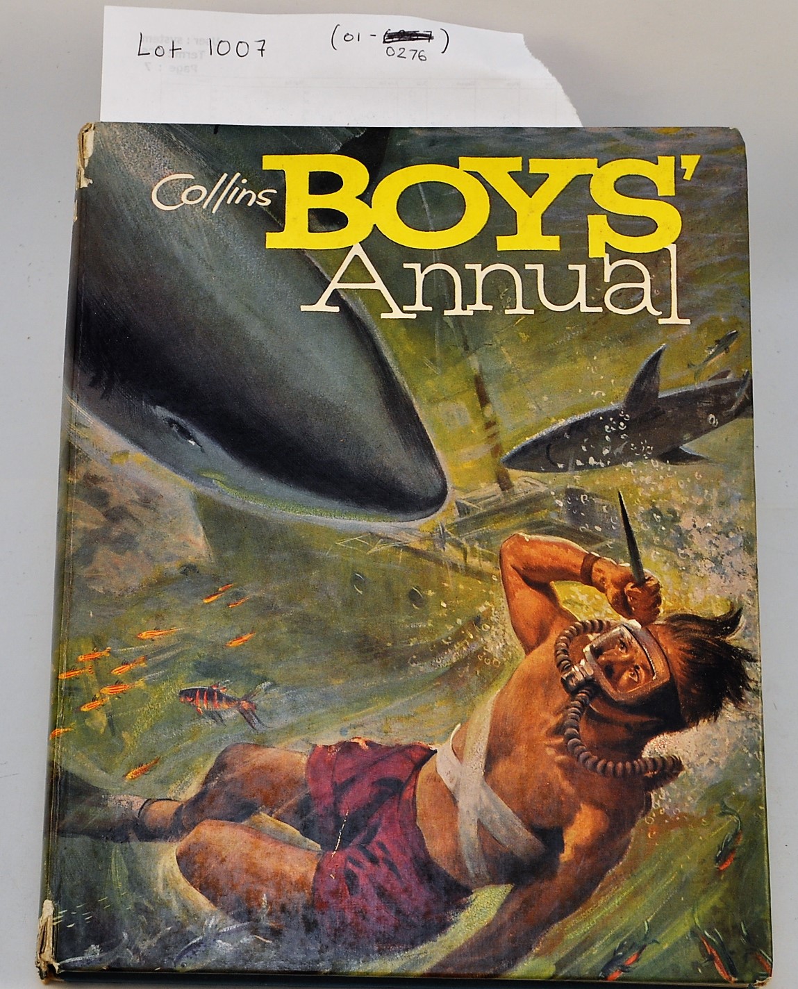 COLLINS BOYS' ANNUAL 1960 SLIGHT AGE DISCOLOURATION TO PAGES G/C