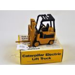 NZG MODEL 225 CATERPILLAR ELECTRIC LIFT TRUCK SCALE 1:25 VGC