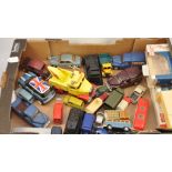 1 BOX ASSORTED CARS/ VANS UNBOXED INCLUDING A CHINA MODEL OF A BREAKDOWN REPAIRS RECOVERY TRUCK,