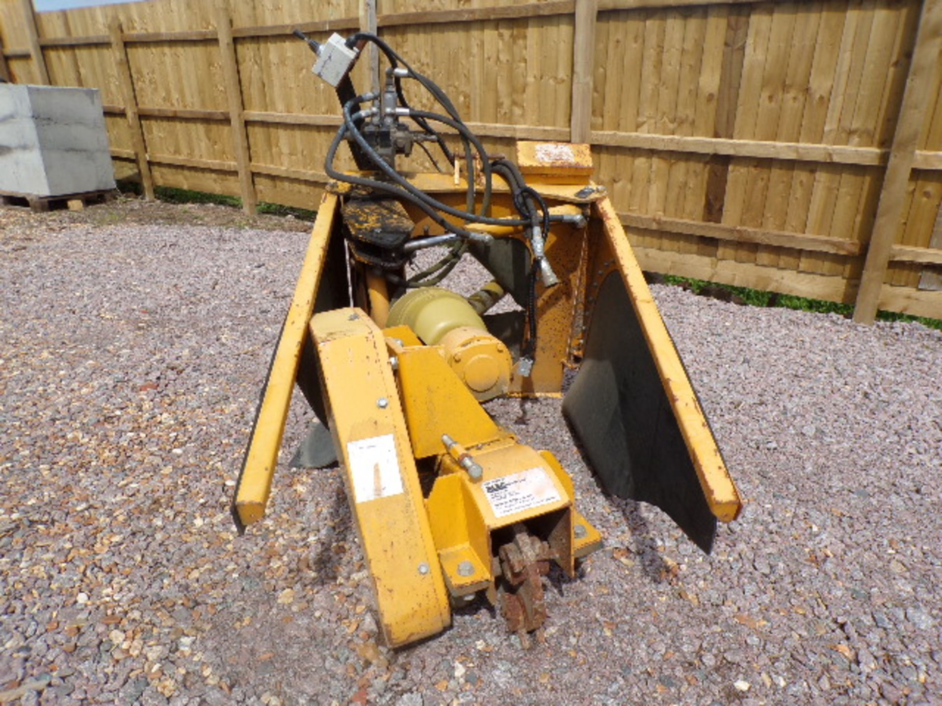 BLEC SG100 STUMP GRINDER - POWERFUL PTO DRIVEN GRINDING WHEEL,