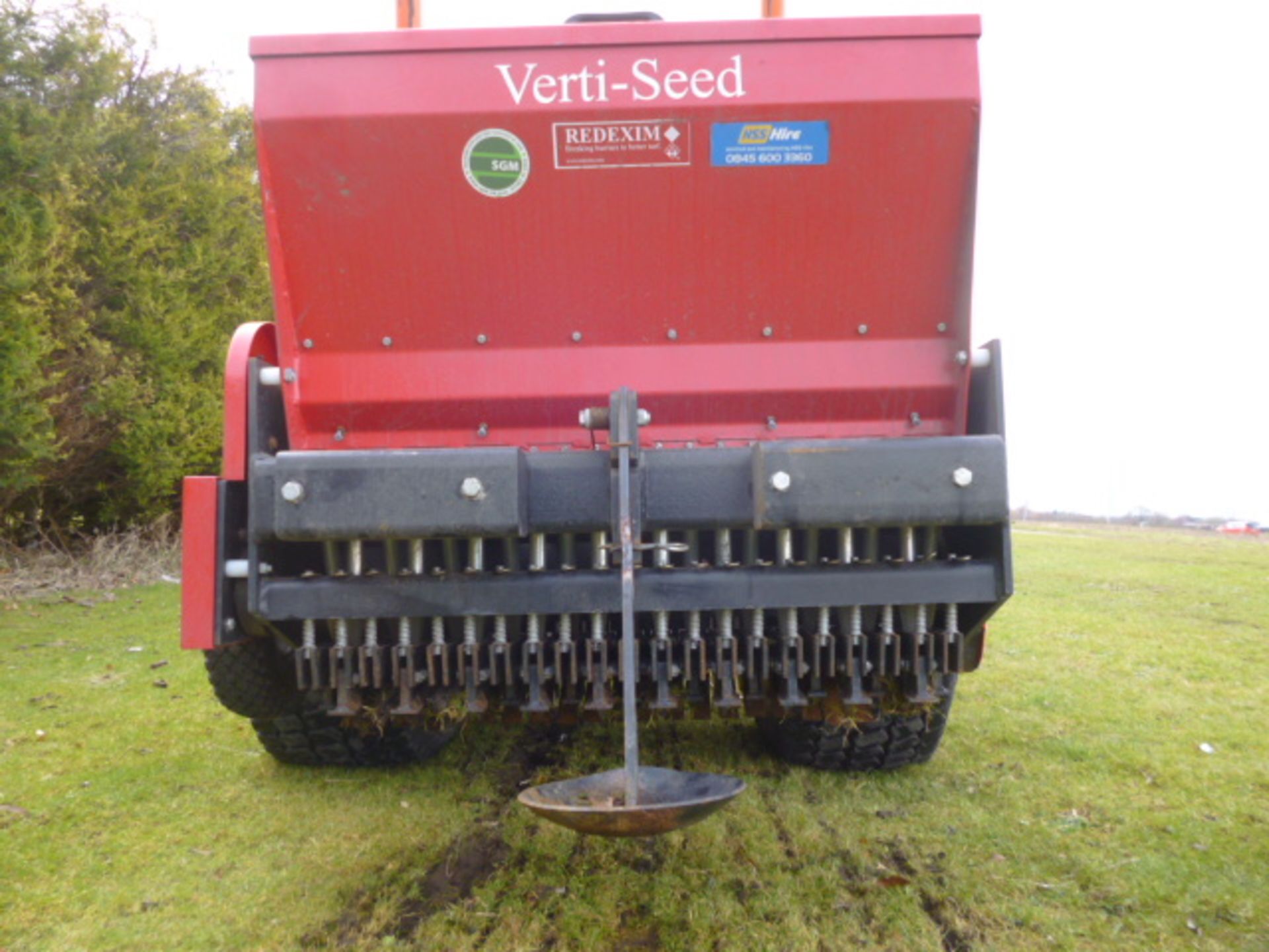 REDEMIX VERTI SEED 804 - RECOMMENDED MINIMUM TRACTOR SIZE 17HP WITH MINIMUM LIFT CAPACITY OF 1, - Bild 5 aus 5