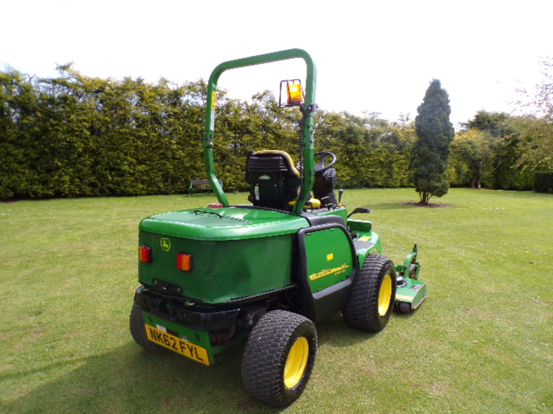 JOHN DEERE 1545 OUTFRONT MOWER 2012 - HOURS 1769, 5FT REAR DECK, - Image 5 of 5