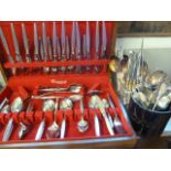 ONEDIA CUTLERY BOX AND CONTENTS AND OTHER CUTLERY