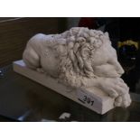 LION SCULPTED FROM PLASTER (21 CM LONG)