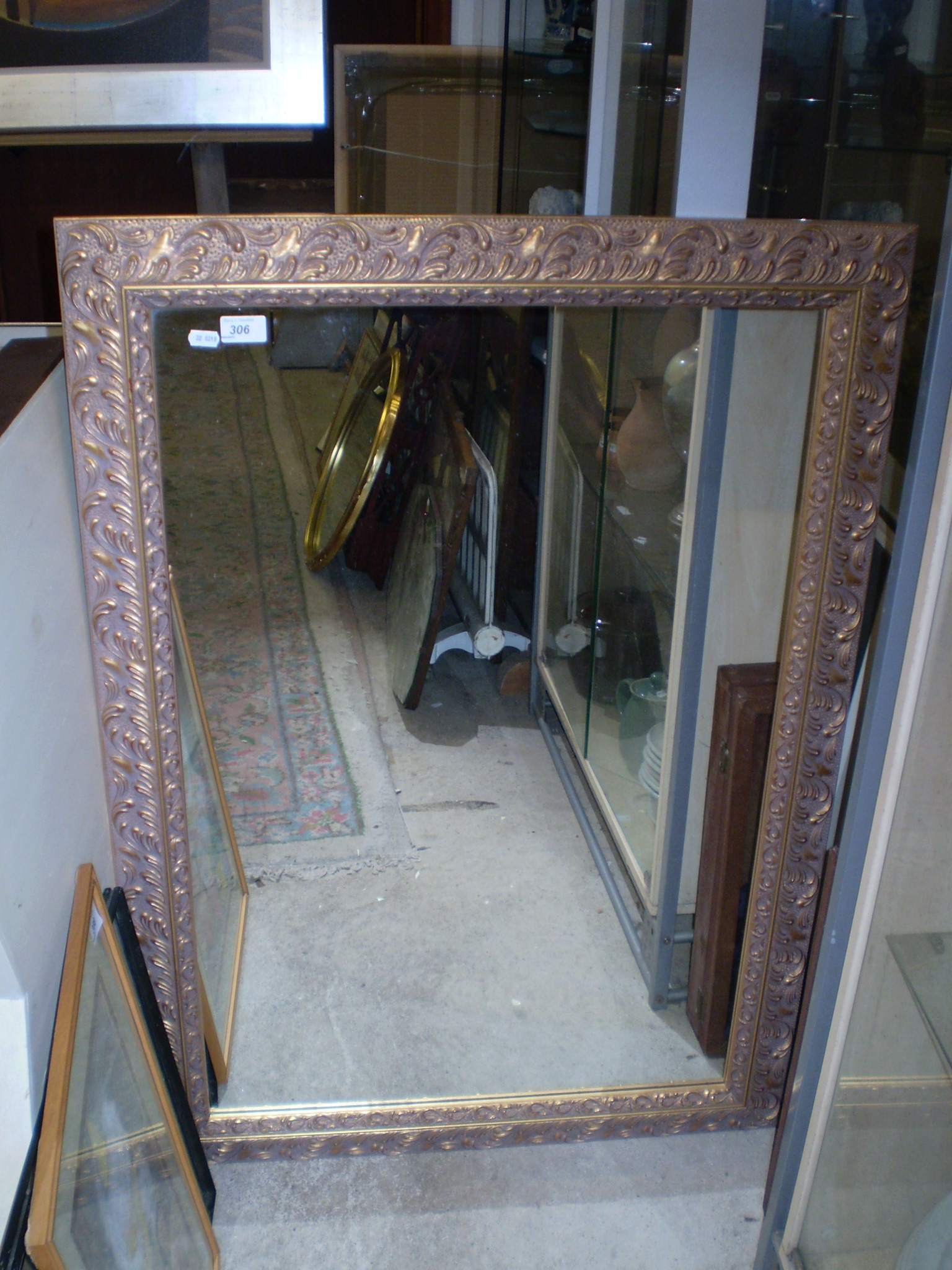 GILT FRAMED MIRROR (75 CM X 106 CM)