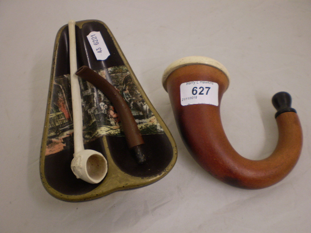 1 SMALL CLAY AND 1 LARGE WOODEN PIPE PLUS DECORATIVE CERAMIC PIPE HOLDER