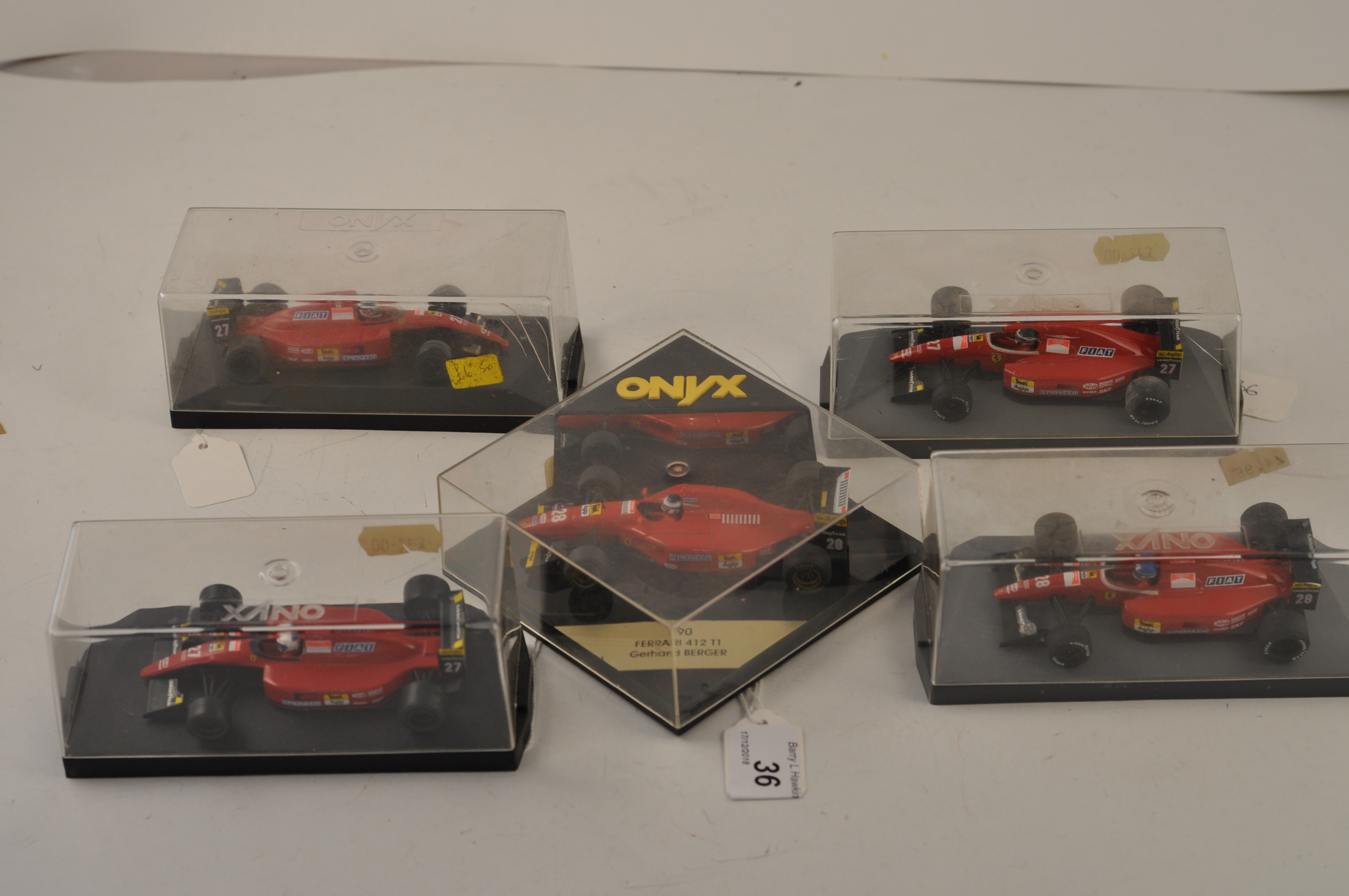 COLLECTION OF 5 ONYX FERRARI F1 MODELS IN PRESENTATION CASES