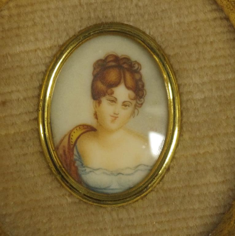 Vintage handpainted portrait miniature - Image 6 of 8