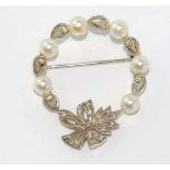 Vintage 18ct white gold, pearl & diamond brooch