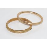 Vintage gold plated hinged bangle with leaf design