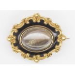 Victorian mourning brooch with 9ct back