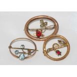 Three vintage 9ct rose gold brooches with pearls