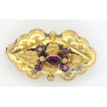 Victorian yellow gold & garnet brooch