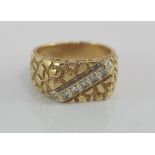 Vintage 9ct gold and diamond ring