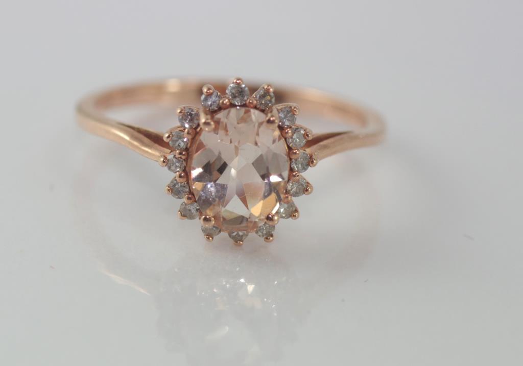 10ct rose gold and morganite ring - Image 2 of 2