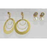 Italian 9ct gold dangling earrings