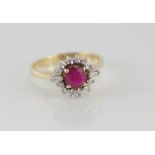 Gold, ruby and diamond ring markd 14K
