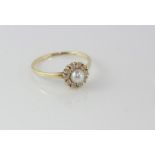 9ct yellow gold and pearl ring