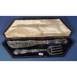 Victorian cased pair sterling silver fish servers