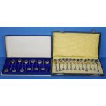 Cased set of 12 Dutch silver spoons