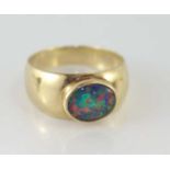 Vintage 9ct yellow gold and opal ring