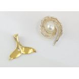 22ct gold dipped silver whale tail pendant