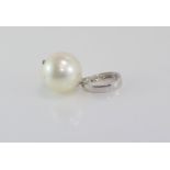 Australian Broome pearl on 9ct gold enhancer