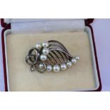 Mikimoto silver & pearl brooch