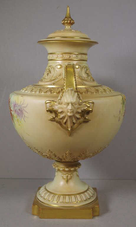Large Royal Worcester blush ivory twin handle vase - Image 3 of 6