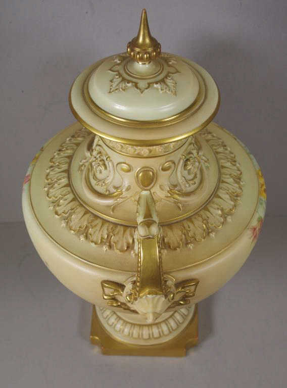 Large Royal Worcester blush ivory twin handle vase - Image 4 of 6