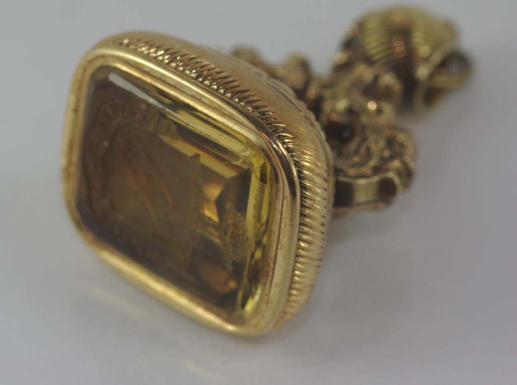 Antique 9ct gold and citrine seal - Image 3 of 3
