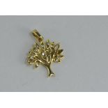 9ct yellow gold tree pendant