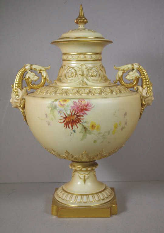 Large Royal Worcester blush ivory twin handle vase - Image 2 of 6