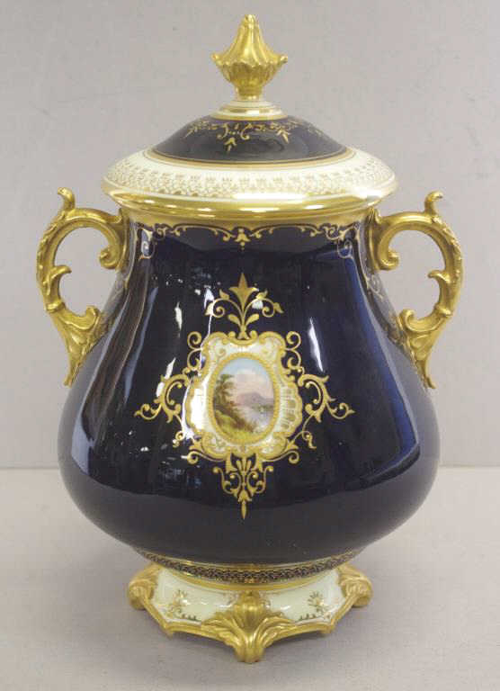 Victorian Coalport lidded vase - Image 2 of 5