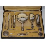 Cased vintage lady's toilette set