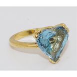 18ct yellow gold and heart shape aquamarine ring