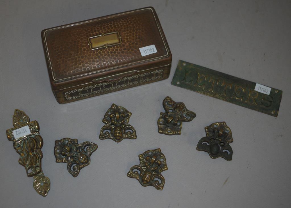 Vintage Dutch brass cigar box & contents