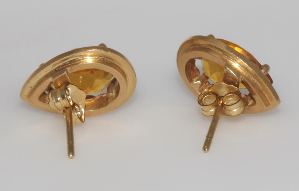 Pair of gold and citrine stud earrings - Image 2 of 2