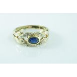 Yellow gold, sapphire and diamond dress ring