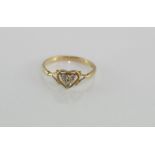 A vintage 9ct gold and stone set ring