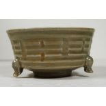 Chinese Song Dynasty tri footed celadon sensor
